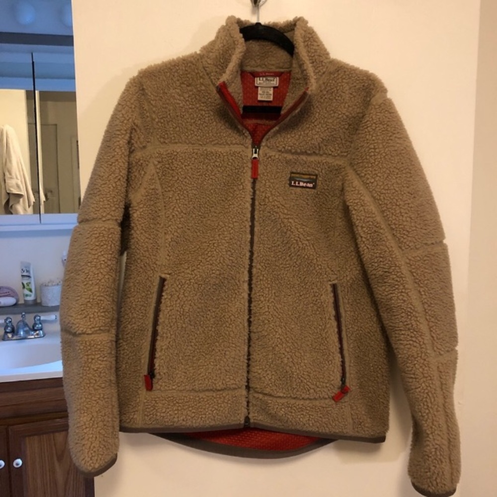 LL Bean Sherpa jacket, cute and comfy!